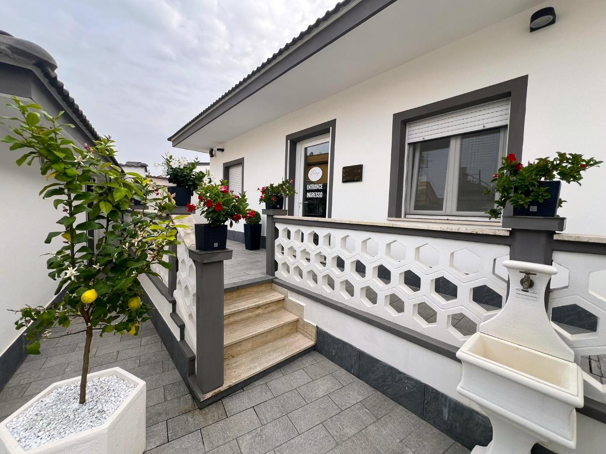 Kalaso Design Guest House - Rome Airport Фьюмичино Экстерьер фото
